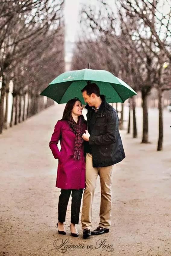 上海吃瓜情侣拍照,吃瓜情侣的趣味拍照攻略